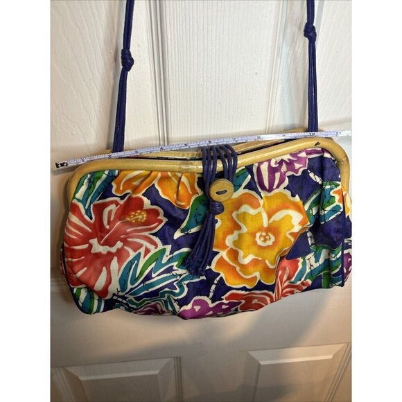 vintage liz claiborne Floral Wood Accent purse - Picture 16 of 16